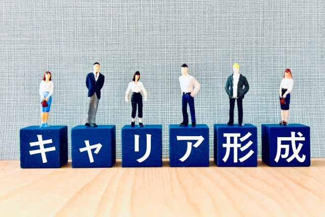 エンジニアが将来目指せるキャリアパスとは